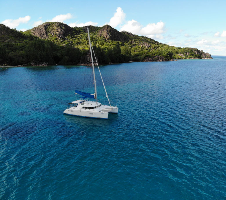 endless-summer-charter-seychelles-catamaran-cruise-firstsect.jpg