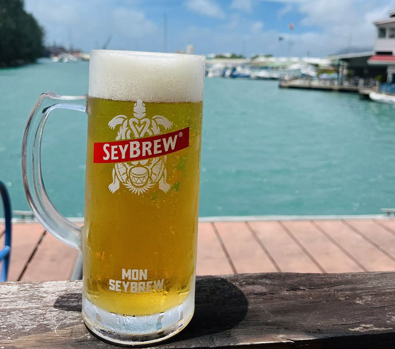 endless-summer-charter-seychelles-cooking-the-typical-seychellois-drinks.png
