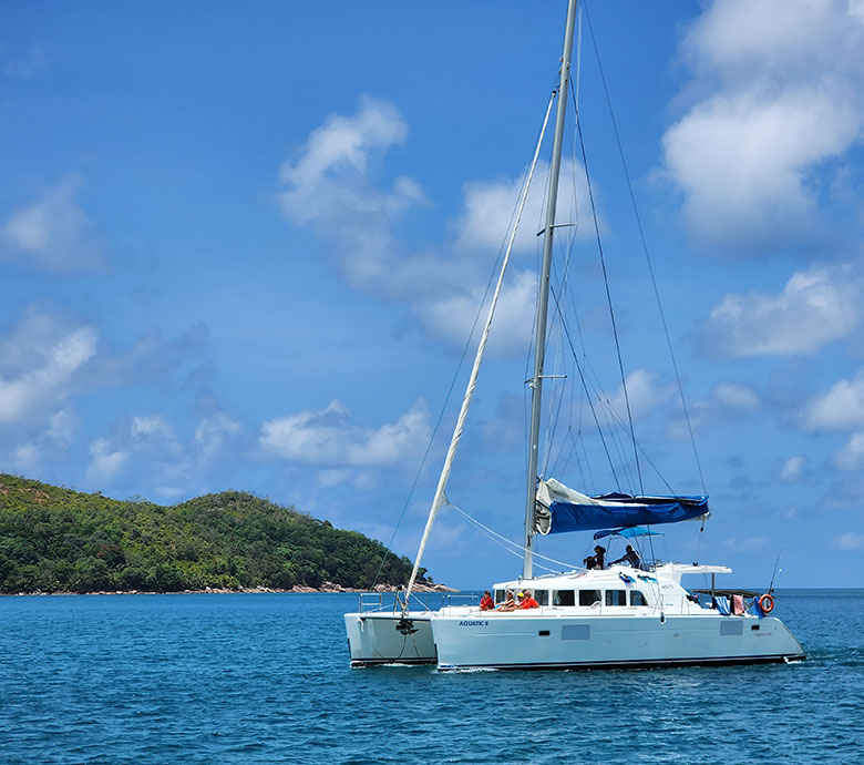 endless-summer-charter-seychelles-cruise-with-skipper-we-speak-your-language.jpg