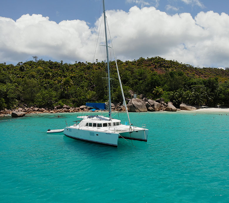 endless-summer-charter-seychelles-formalities-visit-the-dike.jpg