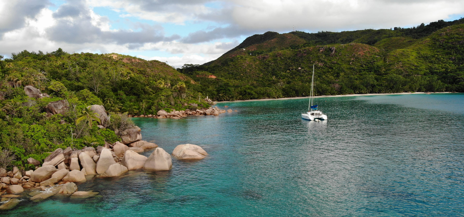 endless-summer-charter-seychelles-slide3.jpg